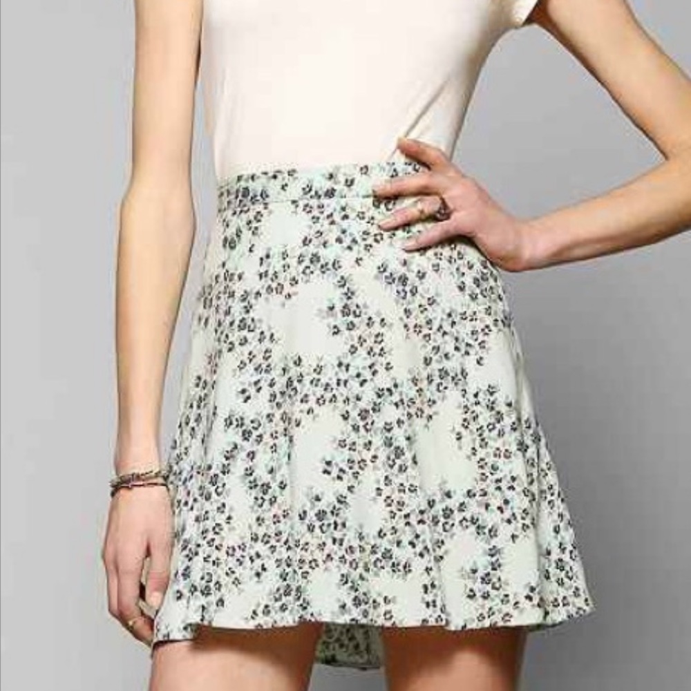 Urban Outfitters Kimchi Blue Floral Skirt - Size S